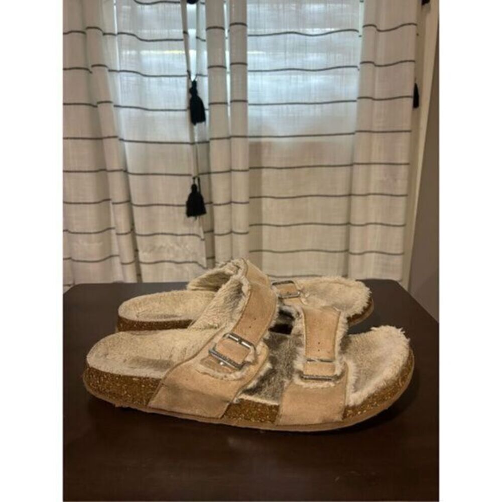 Fleece Open Toe Sandals Size 9.5